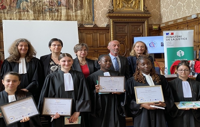 (91) Deux collégiennes essonniennes remportent le Concours d’éloquence 2025